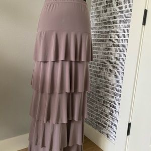 Grey ruffled long skirt.